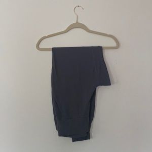 Lululemon Align Jogger 28” in Grey